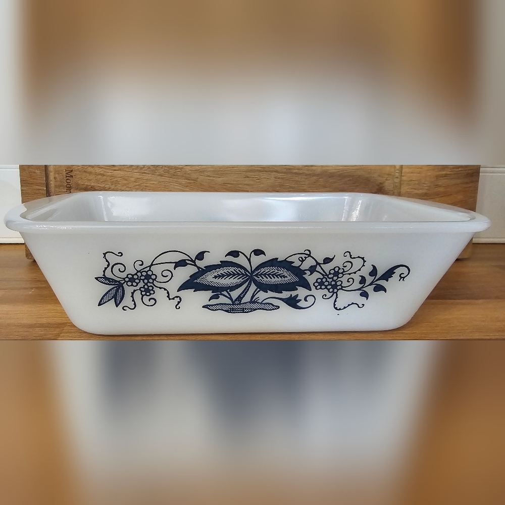 Milk glass glasbake loaf dish